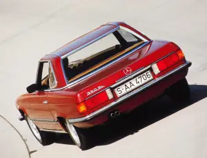 Mercedes-Benz SL serie R 107 - foto storiche 