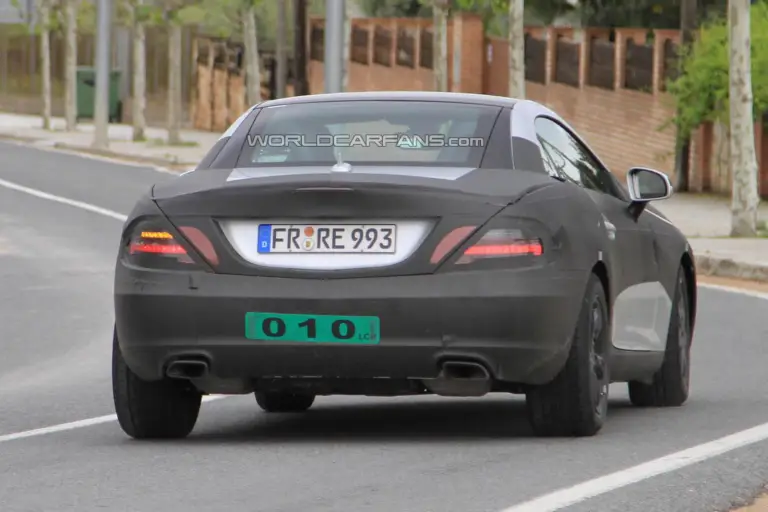Mercedes-Benz SLK: nuove foto spia - 3