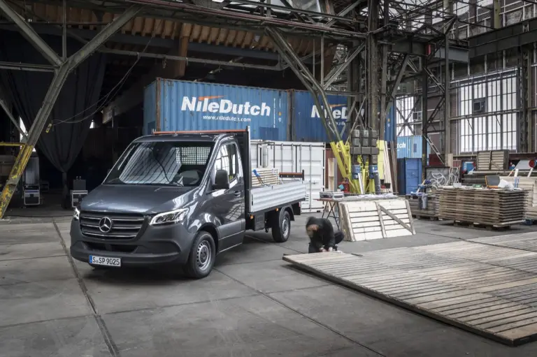 Mercedes-Benz Sprinter - 2018 - 143