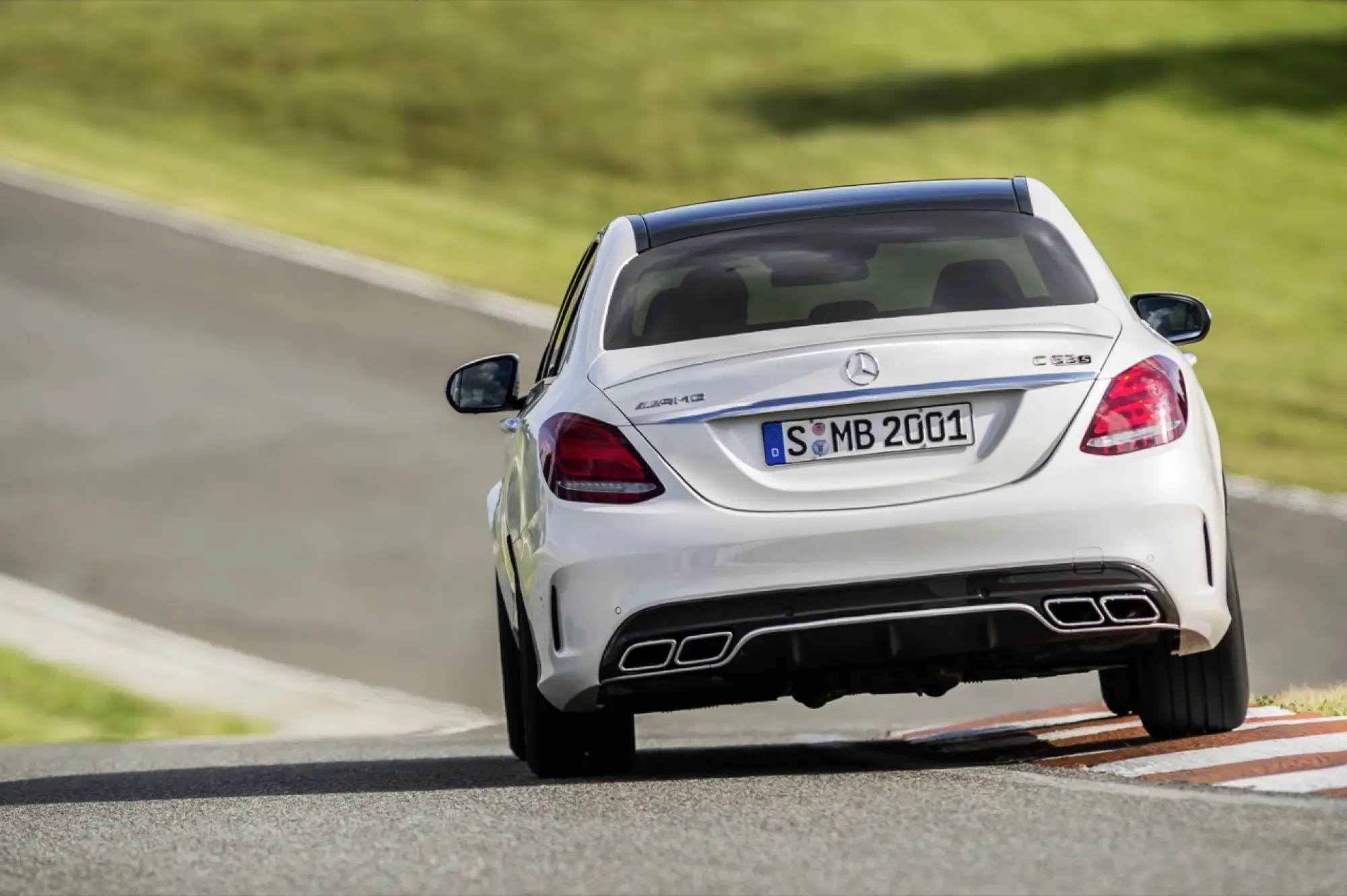 Mercedes C 63 AMG e C 450 AMG 4MATIC 2015 - 6