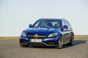 Mercedes C 63 AMG e C 450 AMG 4MATIC 2015