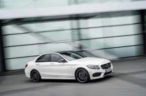 Mercedes C 63 AMG e C 450 AMG 4MATIC 2015