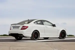 Mercedes C 63 AMG   - 5