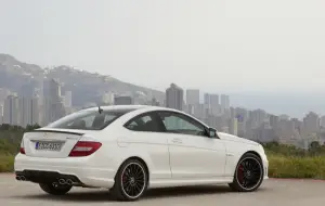 Mercedes C 63 AMG   - 8