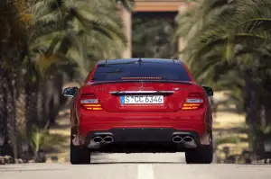 Mercedes C 63 AMG   - 20