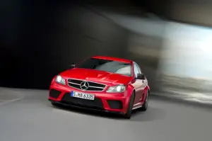 Mercedes C63 AMG Black Series - Foto ufficiali - 3