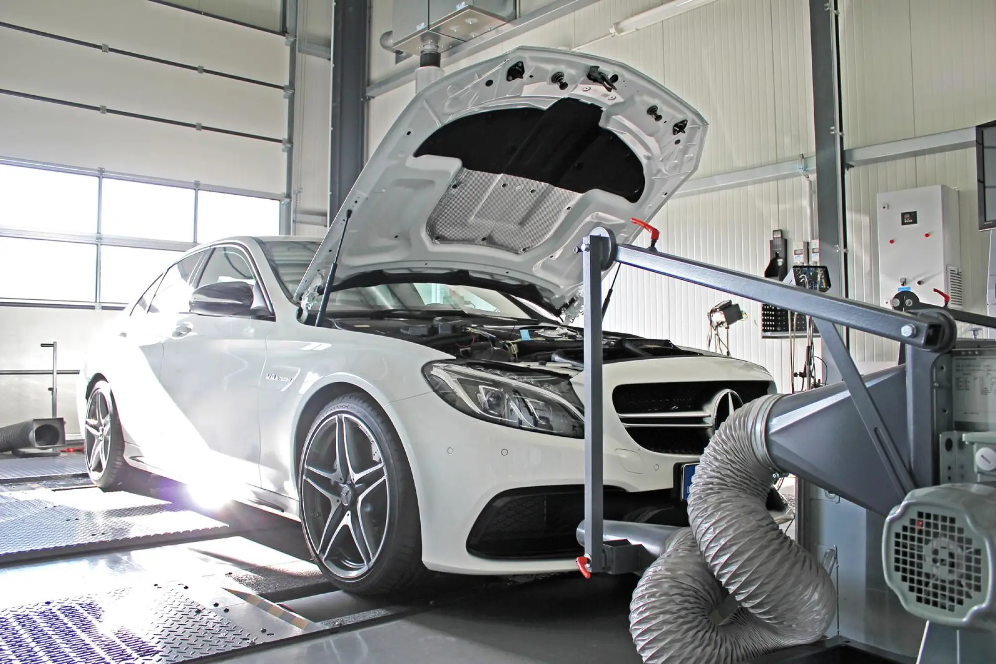 Mercedes C63 AMG by DTE-System - 4