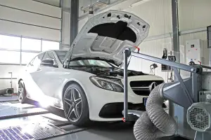 Mercedes C63 AMG by DTE-System