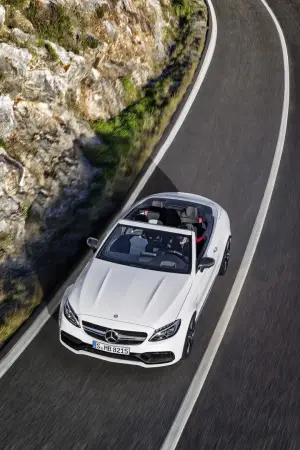 Mercedes C63 AMG Cabrio - 3