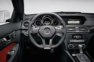 Mercedes C63 AMG Coupé - 9