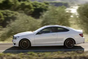 Mercedes C63 AMG Coupé - 15