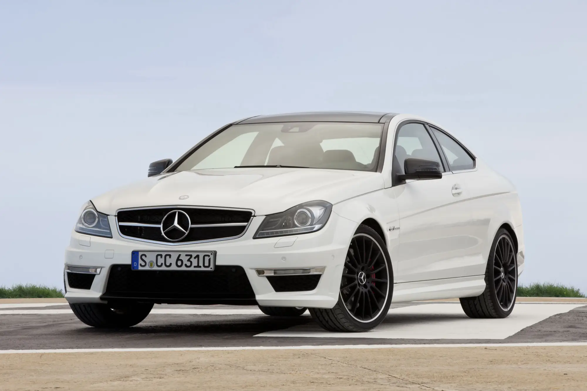 Mercedes C63 AMG Coupé - 17