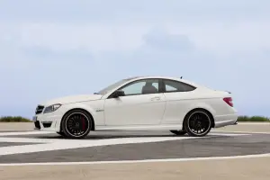 Mercedes C63 AMG Coupé - 18