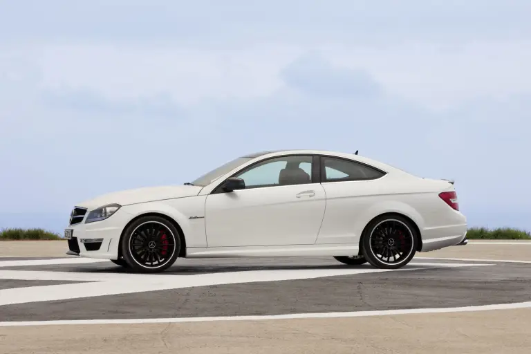 Mercedes C63 AMG Coupé - 18