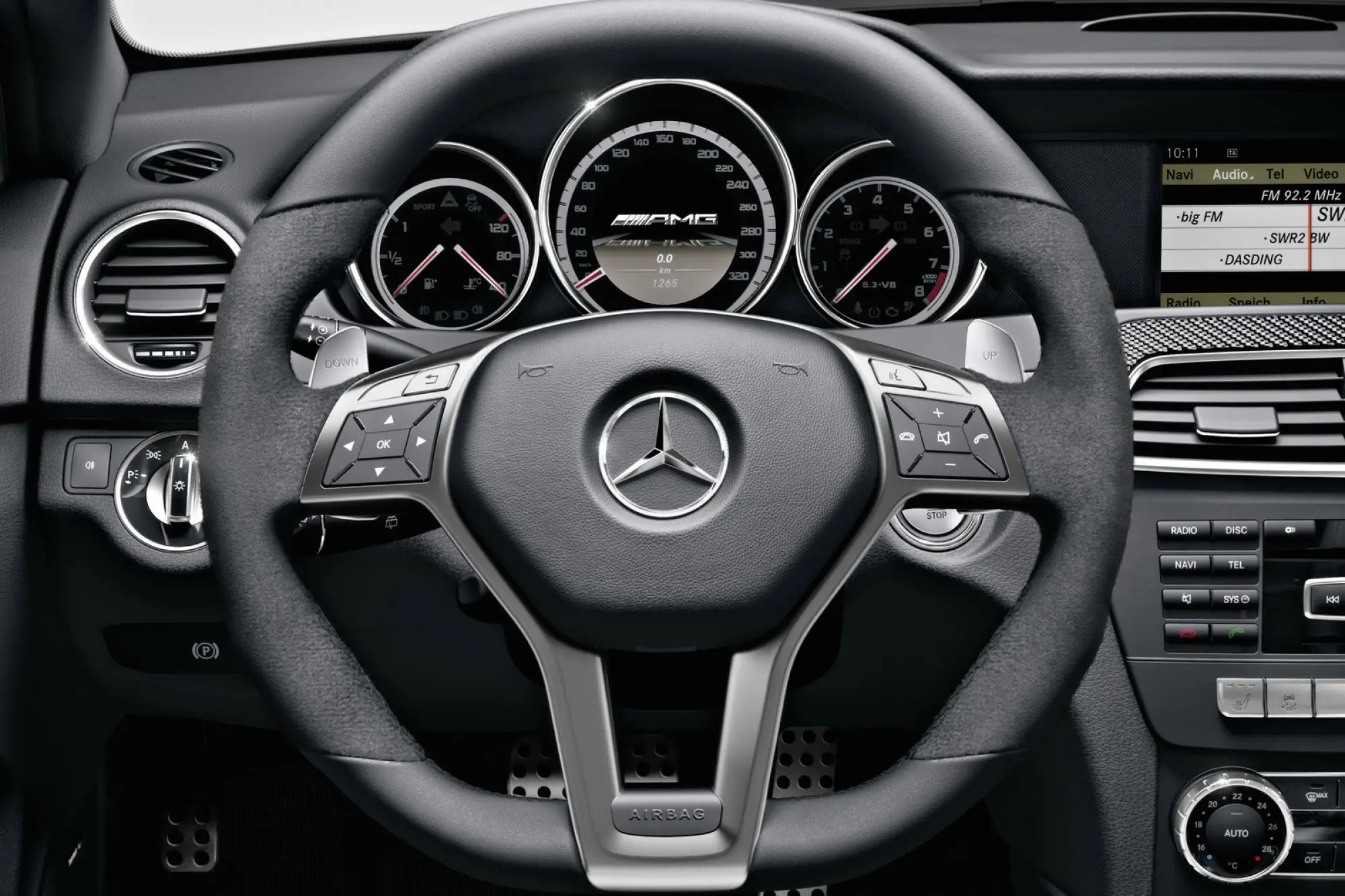 Mercedes C63 AMG Coupé - 12