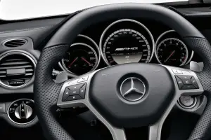 Mercedes C63 AMG Coupé - 37
