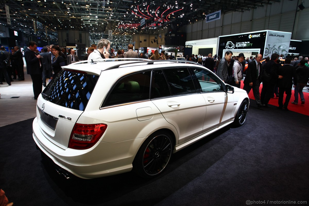 Mercedes C63 AMG Ginevra 2011