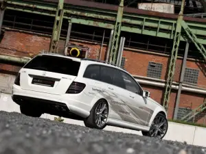 Mercedes C63 AMG T-Model by Edo Competition