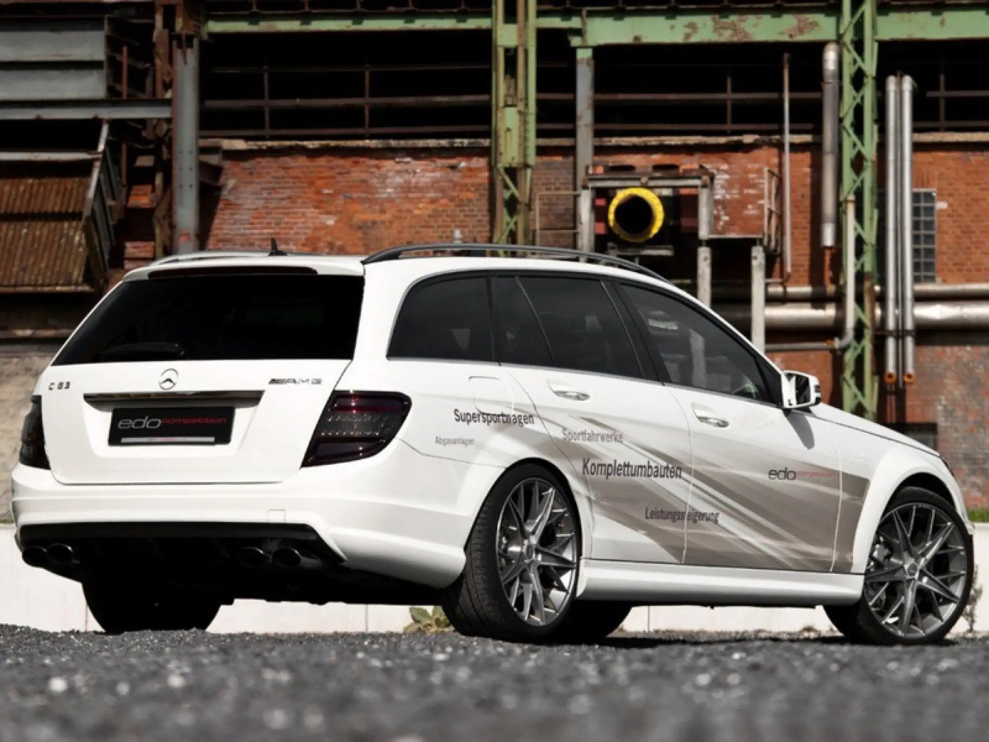 Mercedes C63 AMG T-Model by Edo Competition - 7