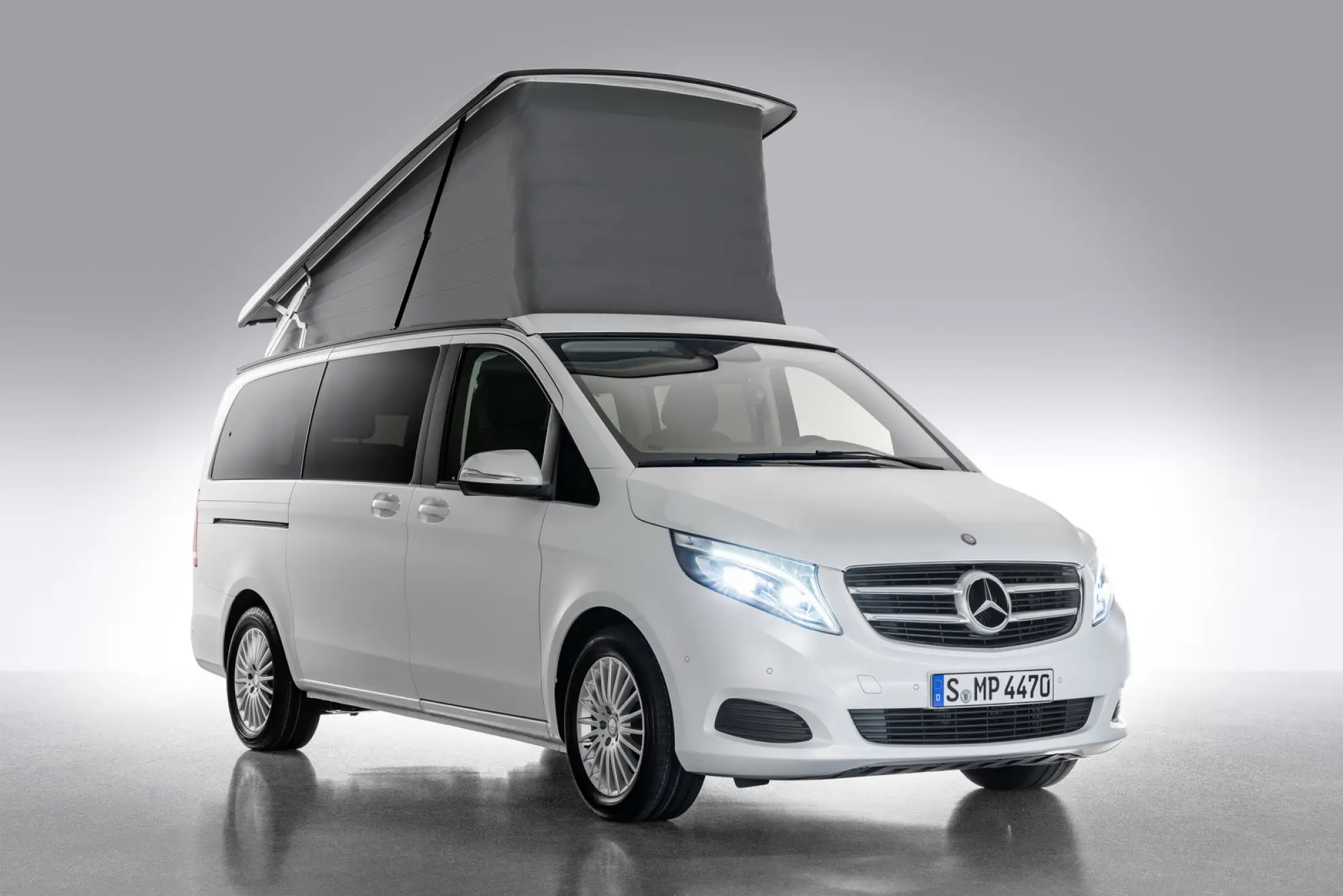 Mercedes - Camper 2016 - 31