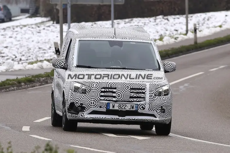 Mercedes Citan - Foto spia 4-12-2020 - 1