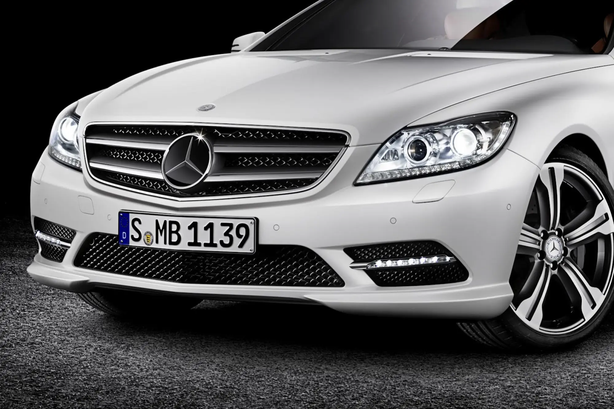 Mercedes CL Grand Edition - 3