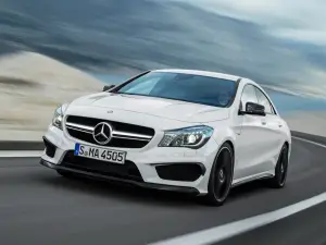 Mercedes CLA 45 AMG - Foto ufficiali - 1