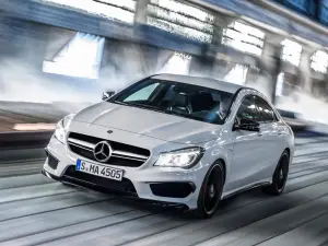 Mercedes CLA 45 AMG - Foto ufficiali - 7