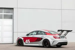 Mercedes CLA 45 AMG Racing Series - 1