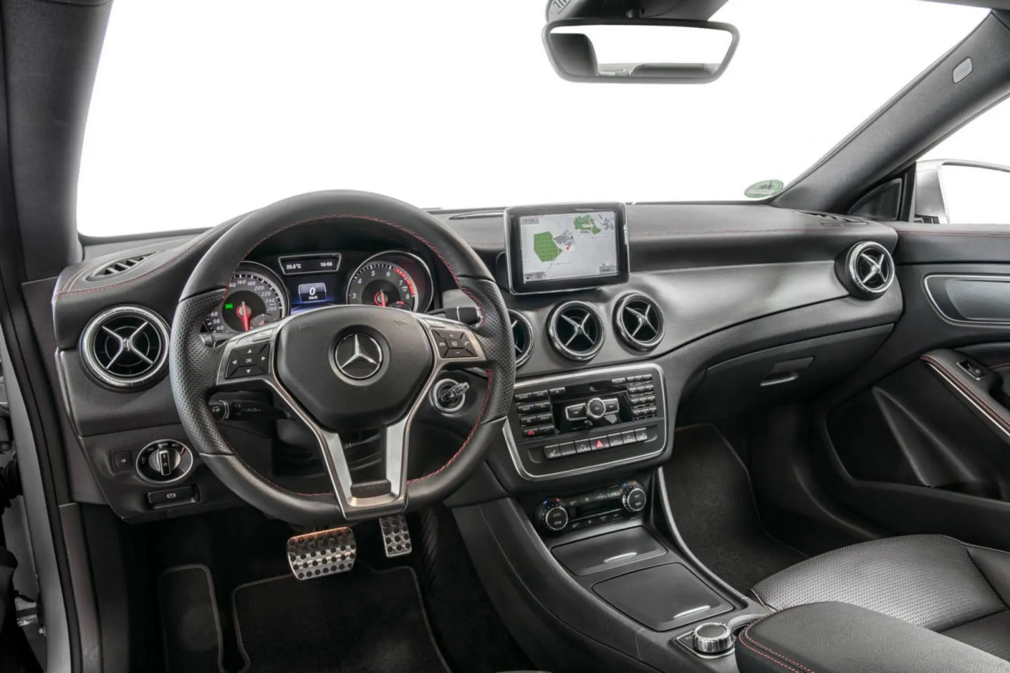 Mercedes CLA 45 AMG Racing Series - 5