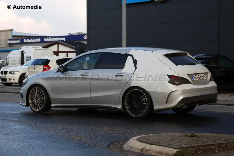 Mercedes CLA 45 AMG Shooting Brake - Foto spia 31-03-2014 - 5