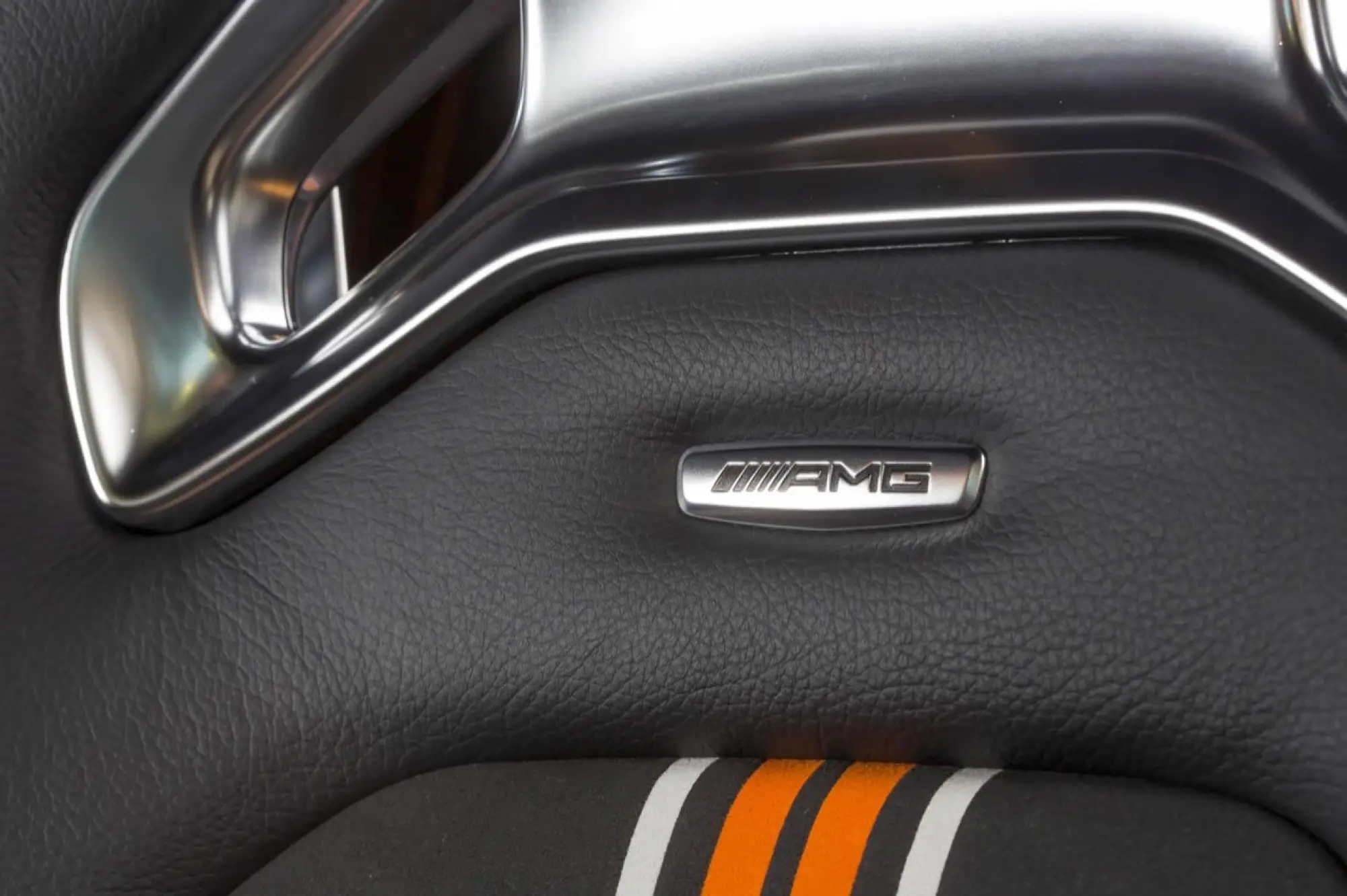Mercedes CLA 45 AMG Shooting Brake OrangeArt Edition 2015 - 8