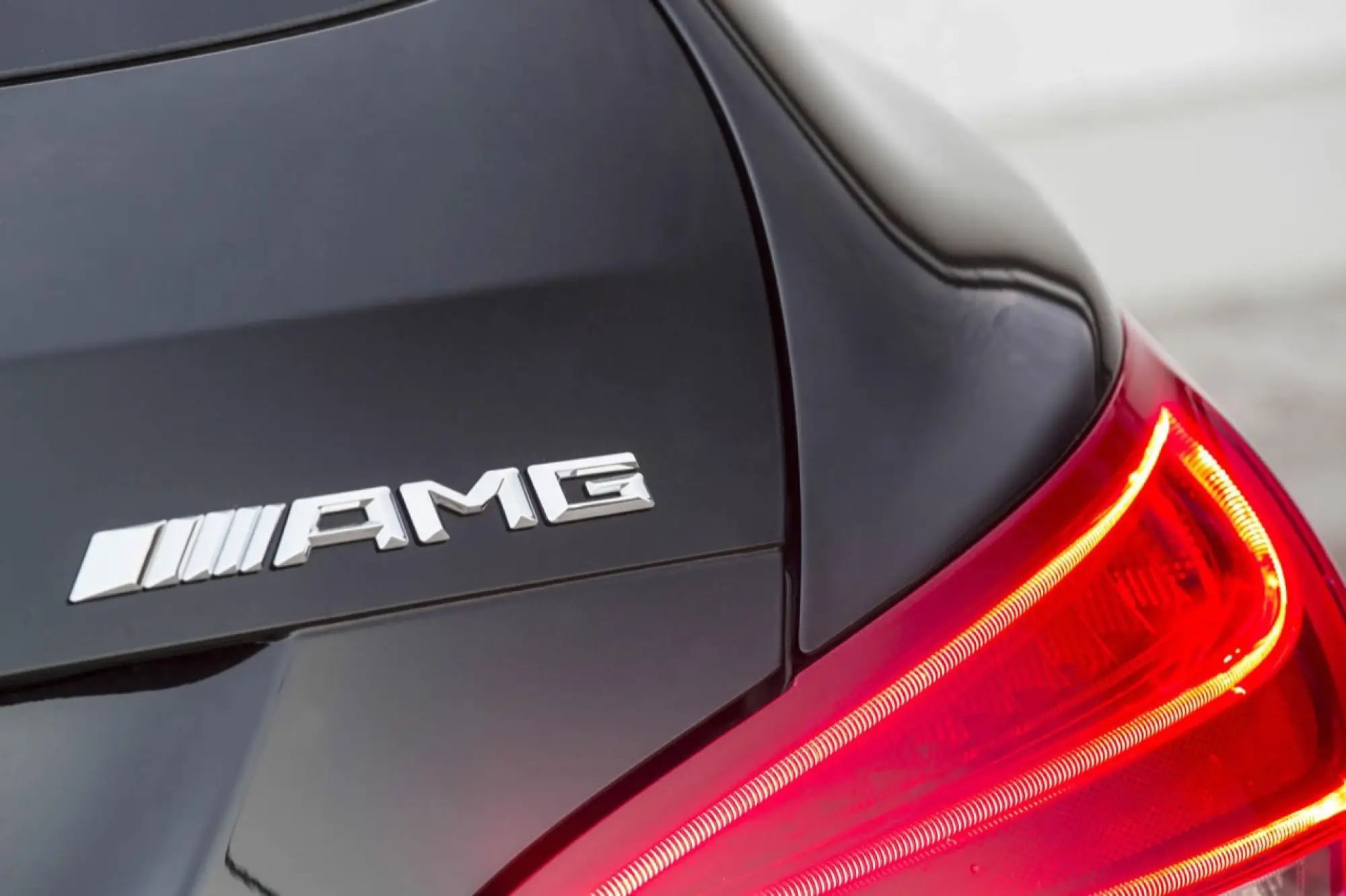 Mercedes CLA 45 AMG Shooting Brake OrangeArt Edition 2015 - 27