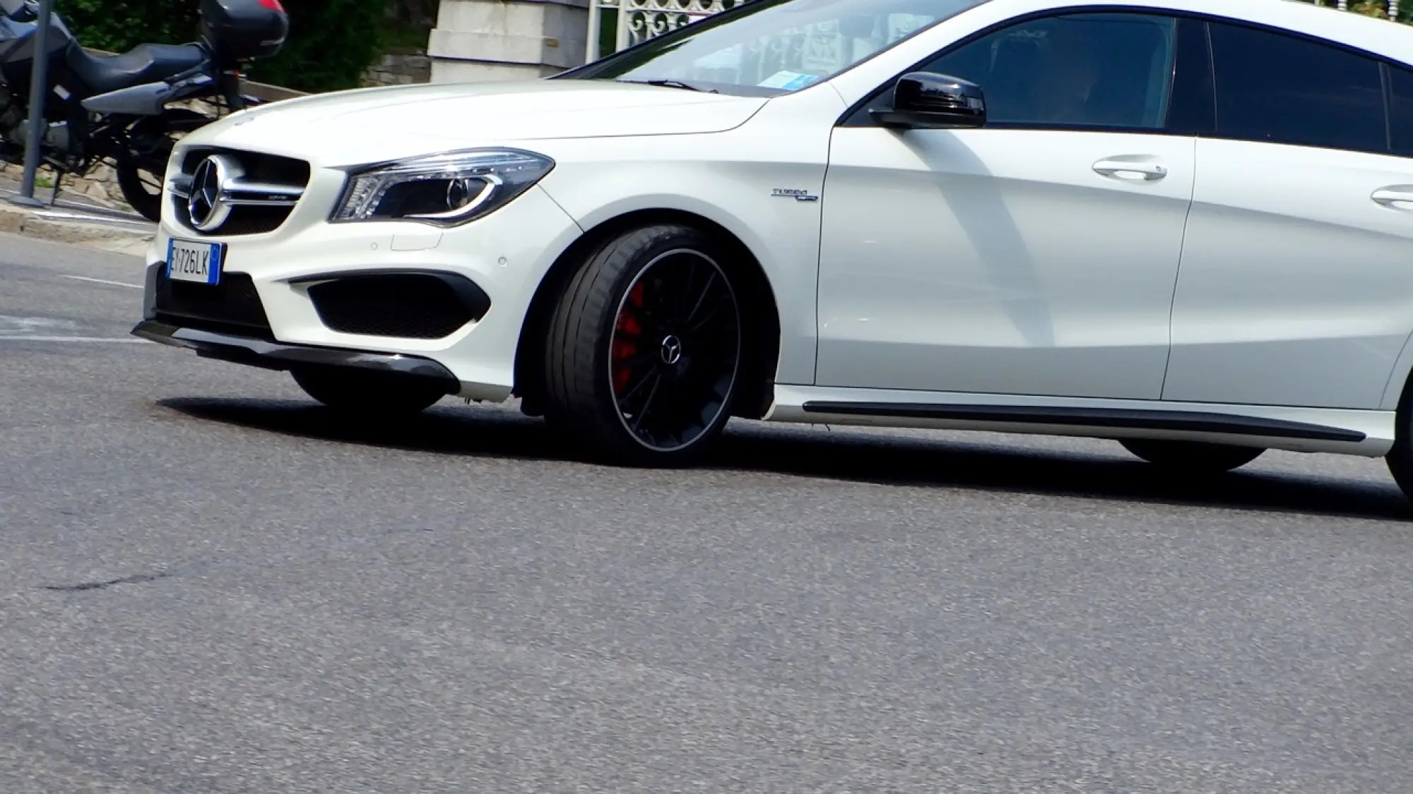 Mercedes CLA 45 AMG Shooting Brake - Performance Tour Brembo - 23