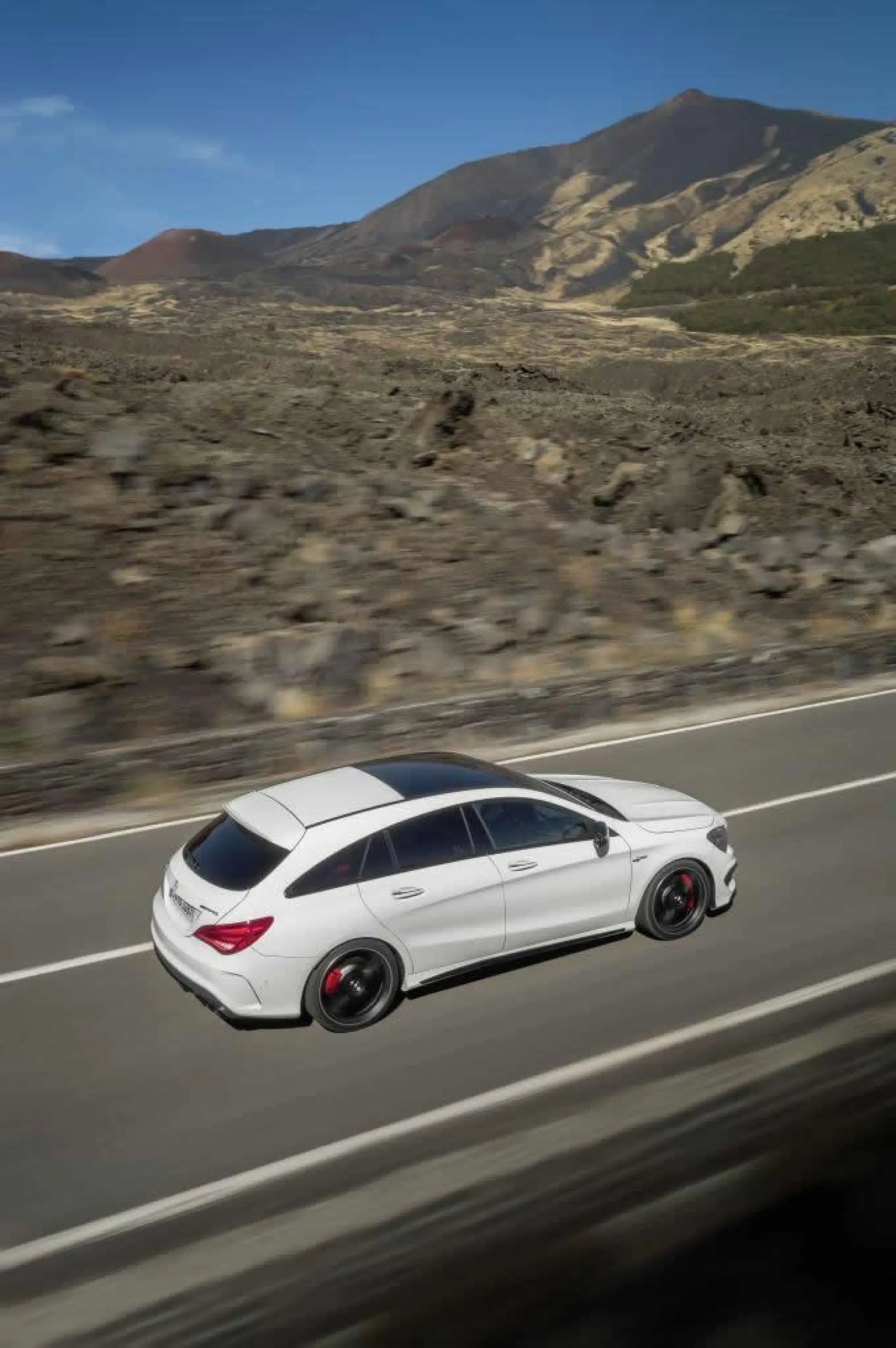 Mercedes CLA e CLA 45 AMG Shooting Brake 2015 - 15