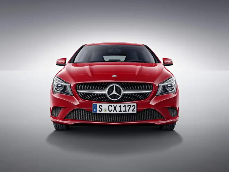 Mercedes CLA e CLA 45 AMG Shooting Brake 2015 - 12