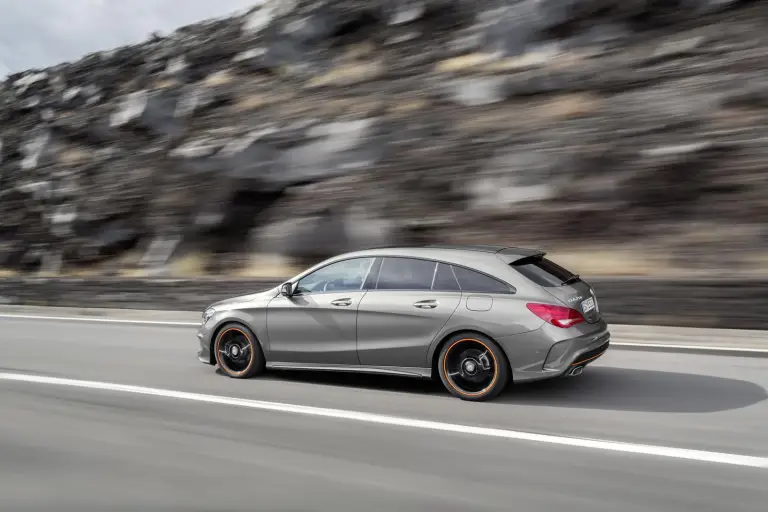 Mercedes CLA e CLA 45 AMG Shooting Brake 2015 - 23