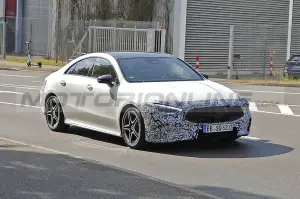 Mercedes CLA e CLA Shooting Brake 2023 - Foto Spia 26-08-2022