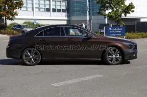 Mercedes CLA e CLA Shooting Brake My 2016 - Foto spia 28-09-2015