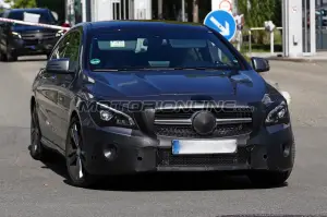 Mercedes CLA e CLA Shooting Brake My 2016 - Foto spia 28-09-2015