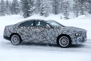 Mercedes CLA MY 2019 foto spia 19 gennaio 2018 - 4