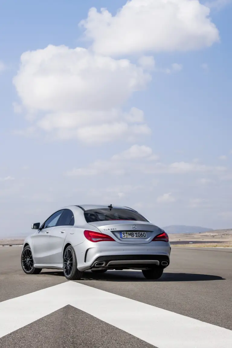 Mercedes CLA - Salone di Detroit 2013 - 6