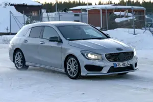 Mercedes CLA Shooting Brake 2015 - Foto spia 06-12-2013