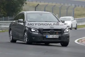 Mercedes CLA Shooting Brake 2016 - Foto spia 15-10-2015 - 2