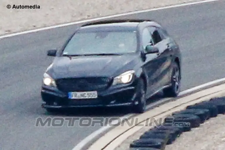 Mercedes CLA Shooting Brake - Foto spia 4-12-2013 - 1