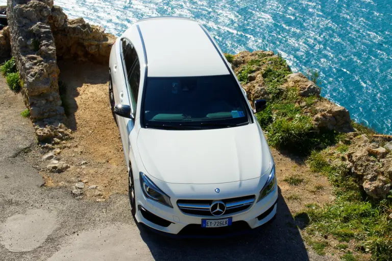 Mercedes CLA Shooting Brake - Primo contatto - 31