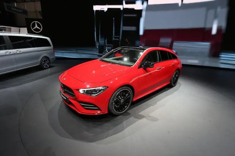 Mercedes CLA Shooting Brake - Salone di Ginerva 2019 - 6