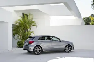 Mercedes Classe A 2012 immagini