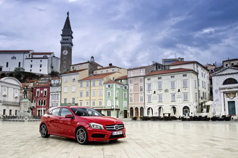 Mercedes Classe A 2012 - Nuove foto ufficiali - 20