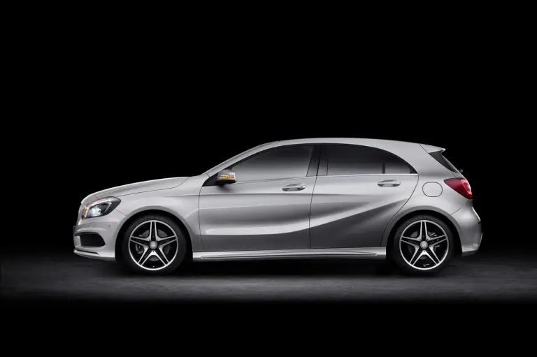 Mercedes Classe A 2012 nuove immagini - 16